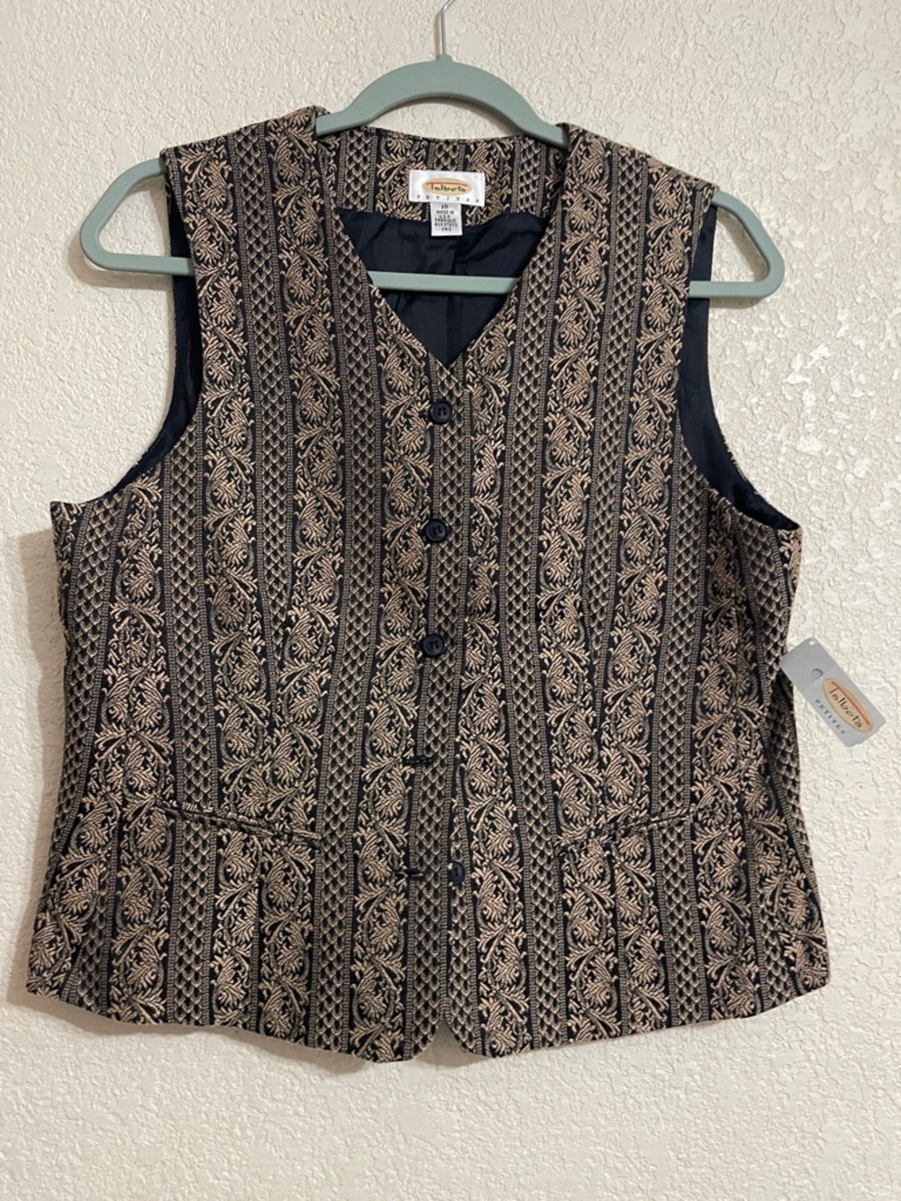 Talbots Vintage Women’s Tapestry Vest